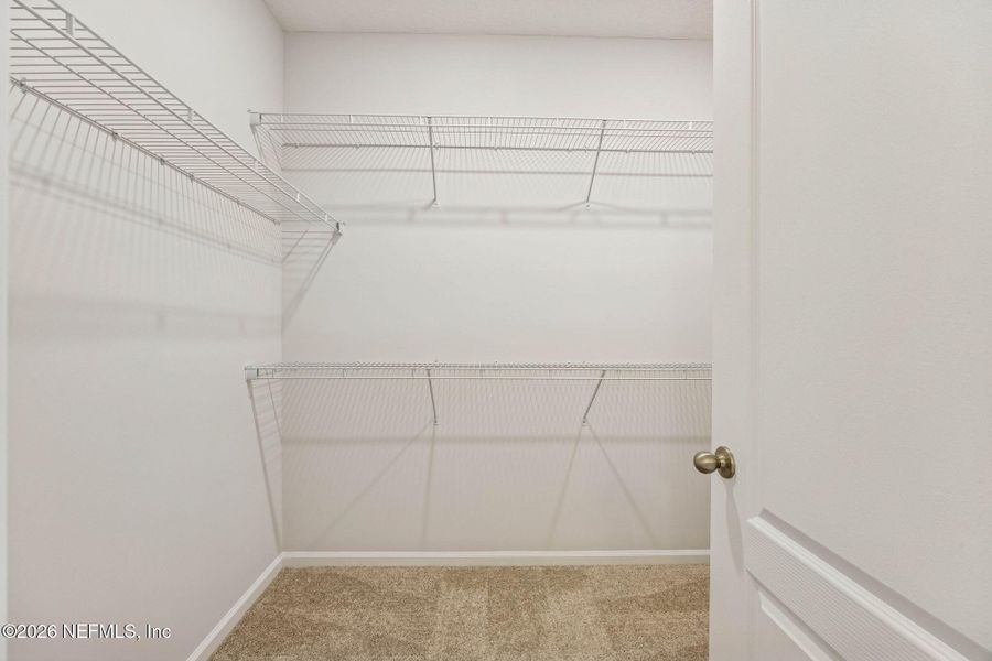 Spacious, unfurnished interior of a new home in Weston Woods, Jacksonville (Image 15).