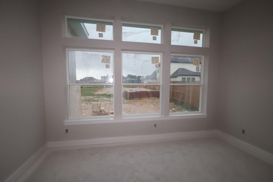 Spacious, unfurnished interior of a new home in ARTAVIA 45' Homesites, Conroe (Image 3).