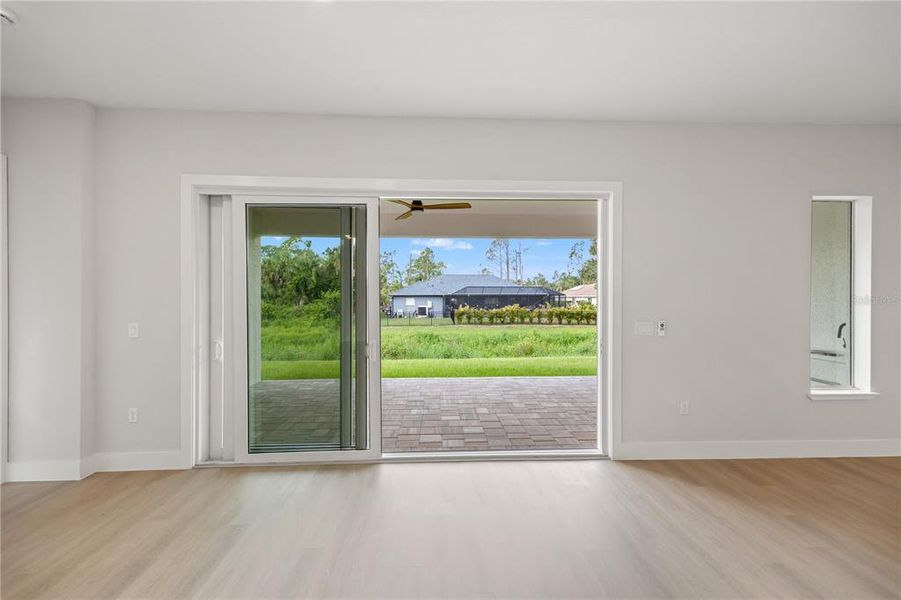 8 ft Triple Sliding door for seamless indoor / outdoor living 8 ft Triple Sliding door for seamless indoor / outdoor living