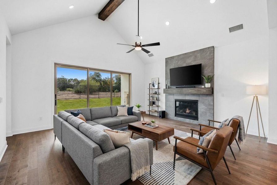 Furnished interior view inside a new home in Provence - 60', Austin (Image 11).
