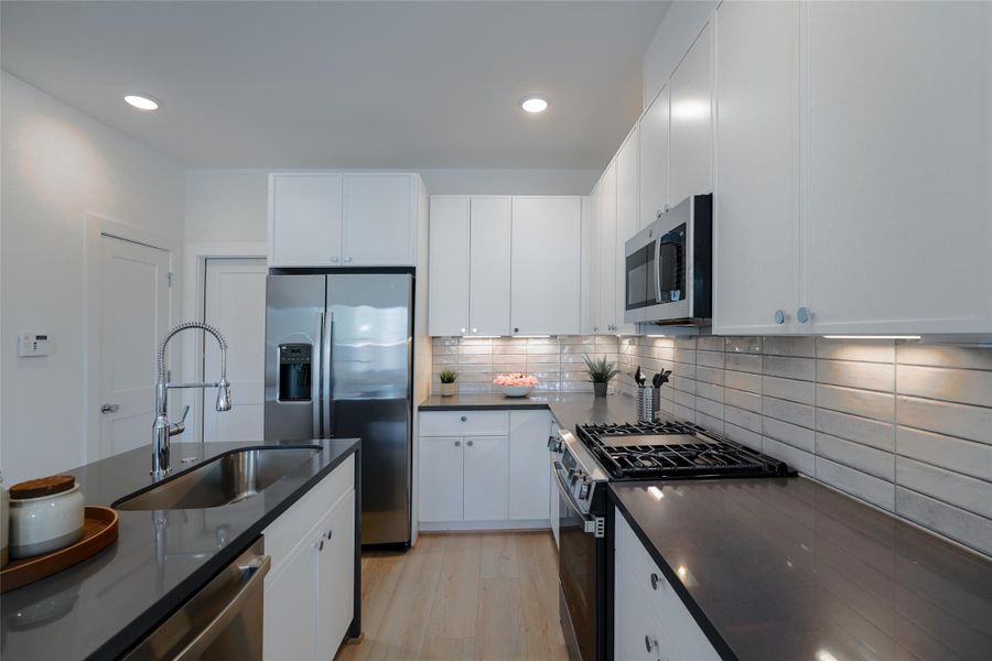 Furnished interior view inside a new home in Paul Quinn Court, Houston (Image 8).