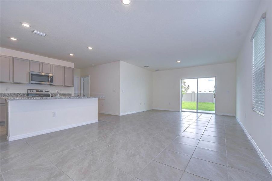Spacious, unfurnished interior of a new home in Epperson, Wesley Chapel (Image 12). Spacious, unfurnished interior of a new home in Epperson, Wesley Chapel (Image 12).