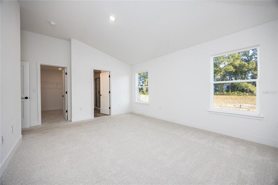 Spacious, unfurnished interior of a new home in , Newberry (Image 18).