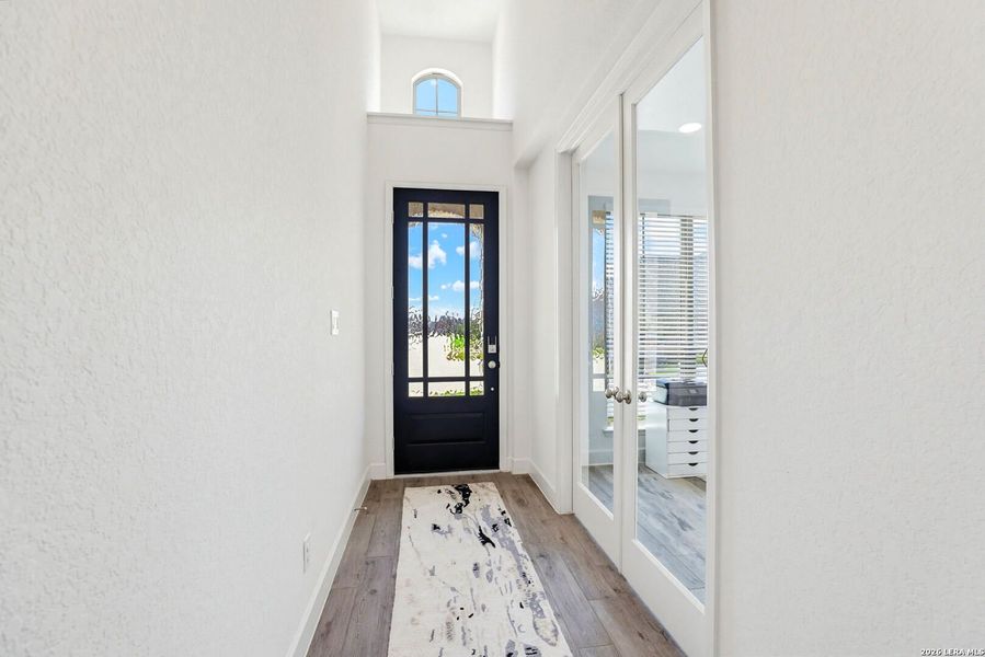 Spacious, unfurnished interior of a new home in Kallison Ranch, San Antonio (Image 22).