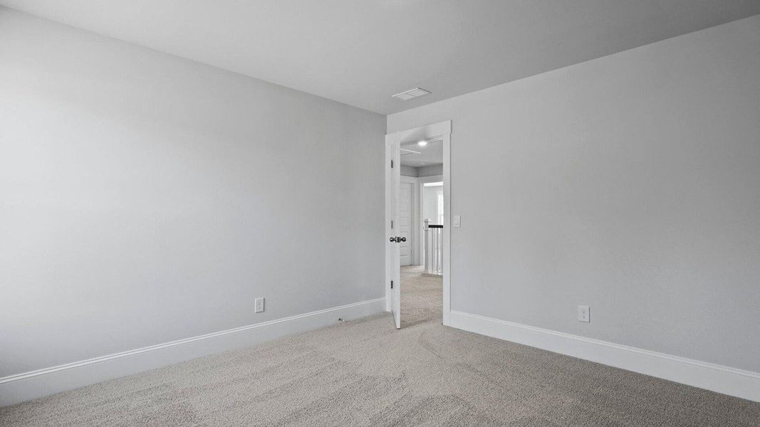 Spacious, unfurnished interior of a new home in Sheep Island, Summerville (Image 18). Spacious, unfurnished interior of a new home in Sheep Island, Summerville (Image 18).