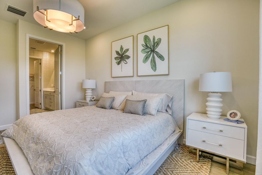 Del Ray Trails - Orchid - Images 010 Del Ray Trails - Orchid - Images 010