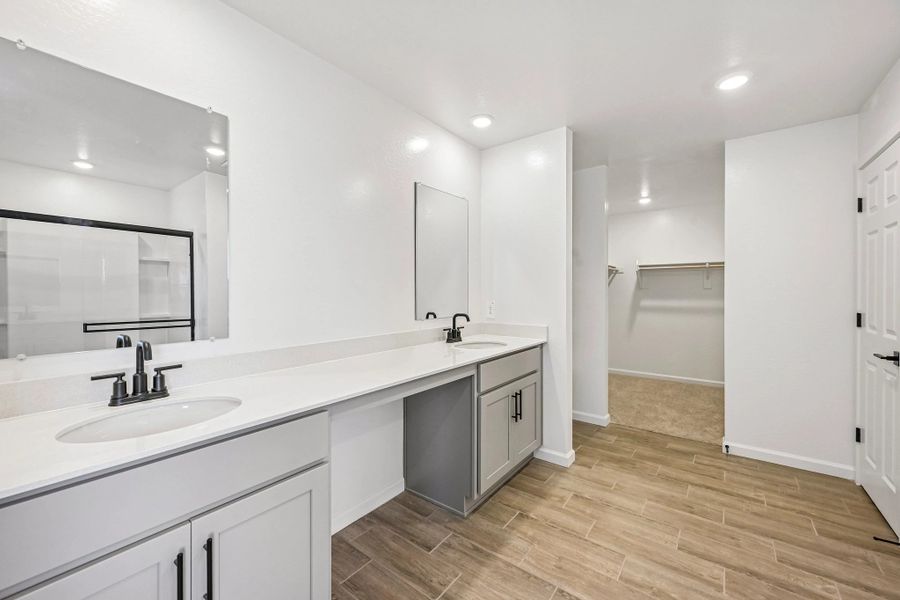 Primary bath