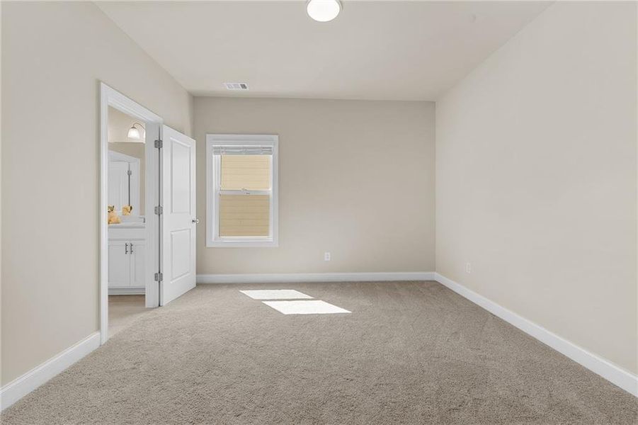 Spacious, unfurnished interior of a new home in Palisades Single Family, Cumming (Image 70). Spacious, unfurnished interior of a new home in Palisades Single Family, Cumming (Image 70).