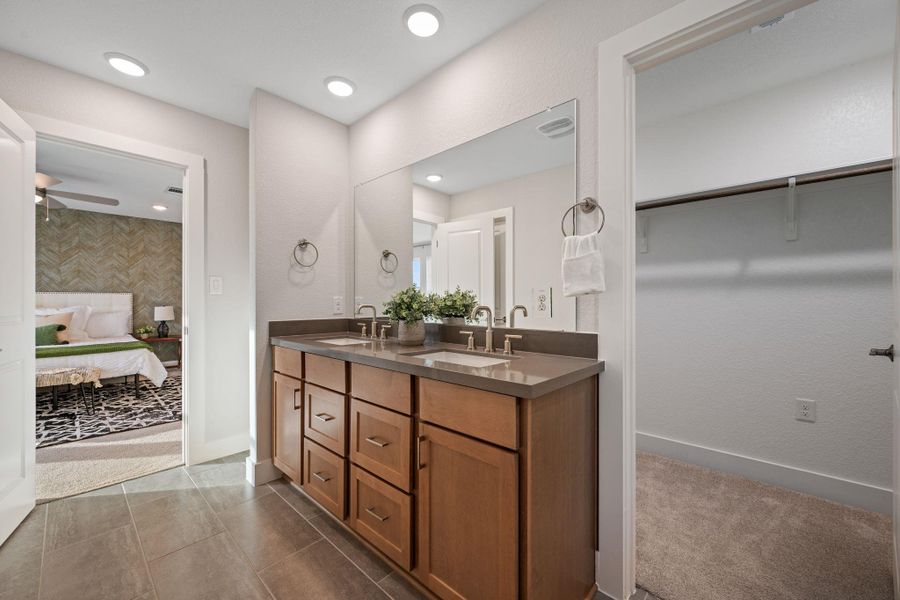 Furnished interior view inside a new home in Sarah's Creek, Pflugerville (Image 15).