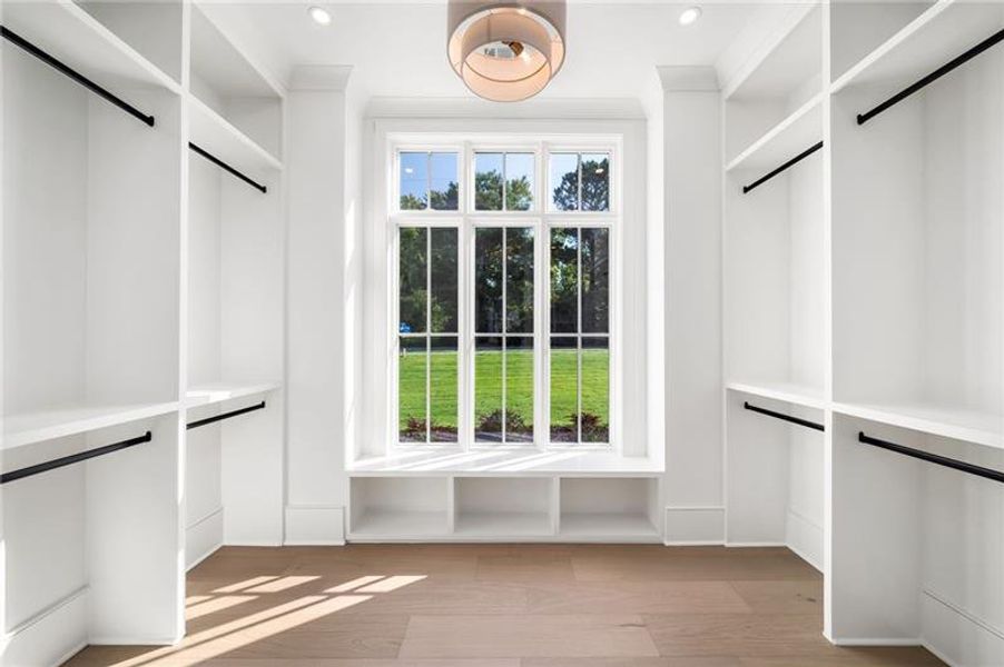 Spacious, unfurnished interior of a new home in , Roswell (Image 26).