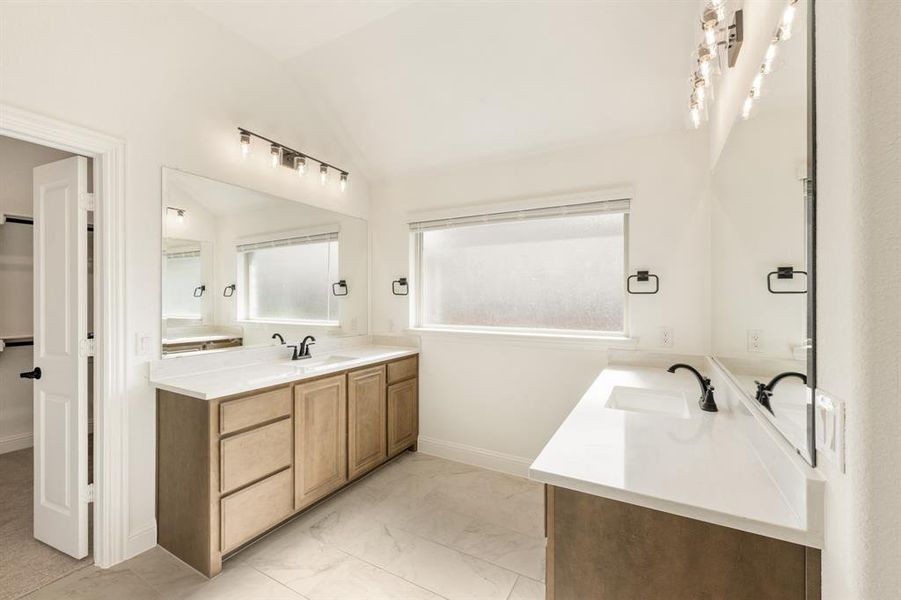 Furnished interior view inside a new home in Rockwood 90, Mansfield (Image 6). Furnished interior view inside a new home in Rockwood 90, Mansfield (Image 6).