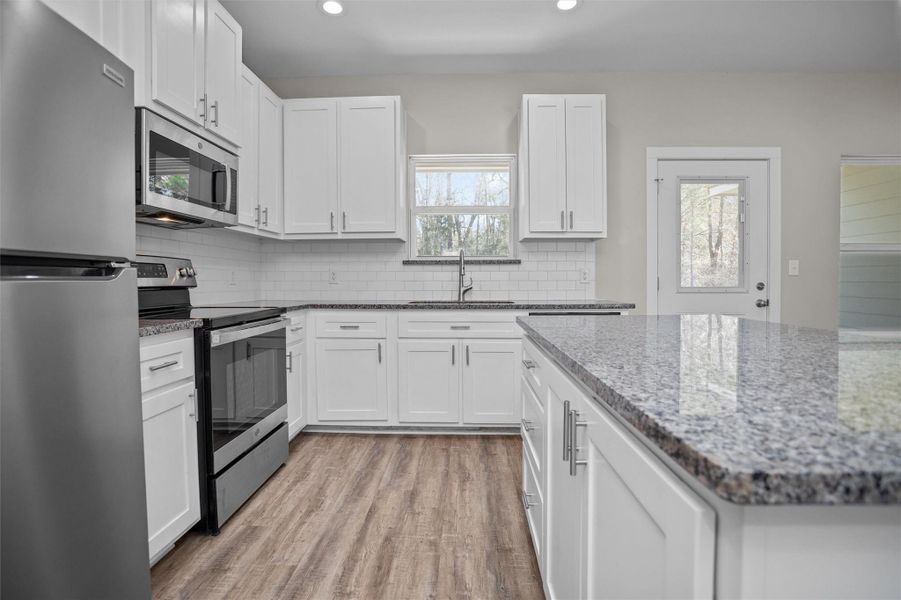 Furnished interior view inside a new home in , Lufkin (Image 10). Furnished interior view inside a new home in , Lufkin (Image 10).