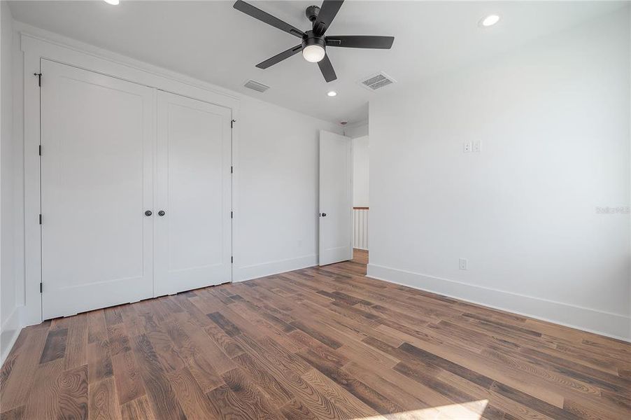 Spacious, unfurnished interior of a new home in , Tampa (Image 42). Spacious, unfurnished interior of a new home in , Tampa (Image 42).