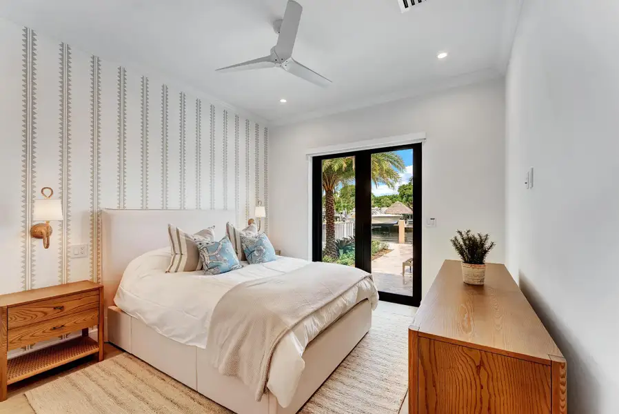 Furnished interior view inside a new home in , Pompano Beach (Image 3).