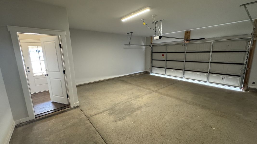 Spacious, unfurnished interior of a new home in The Greens at Legacy Townhomes, Springfield (Image 18).