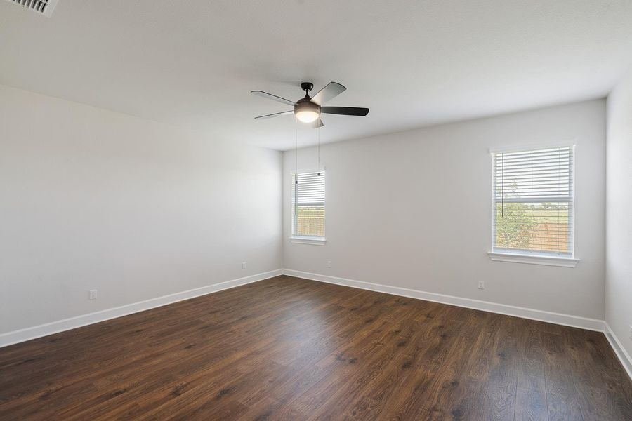 Spacious, unfurnished interior of a new home in Colson Ranch, Jarrell (Image 6).