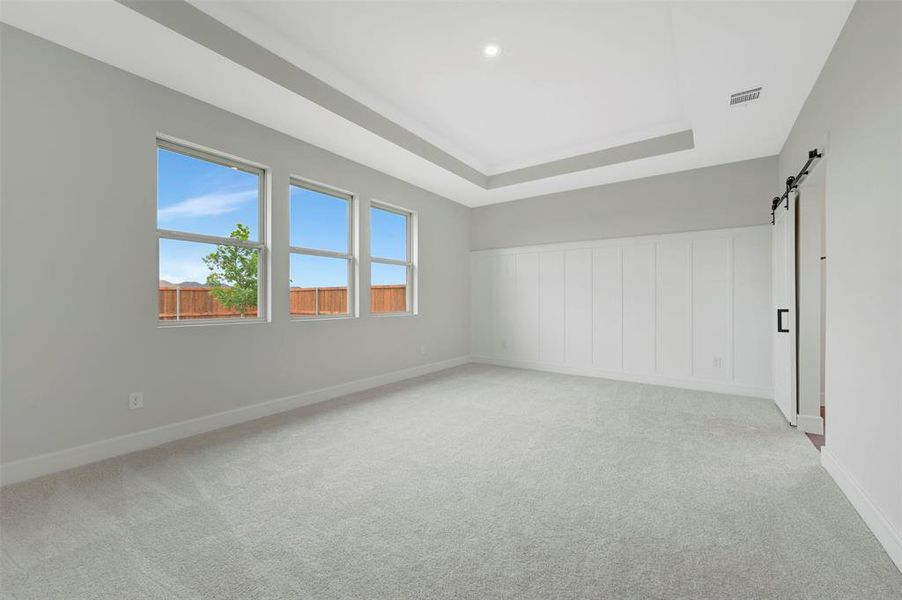 Spacious, unfurnished interior of a new home in Heritage Ranch, Sherman (Image 23).
