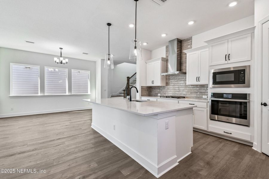 Furnished interior view inside a new home in Evergreen Island at Silverleaf - Executive, St. Augustine (Image 6). Furnished interior view inside a new home in Evergreen Island at Silverleaf - Executive, St. Augustine (Image 6).