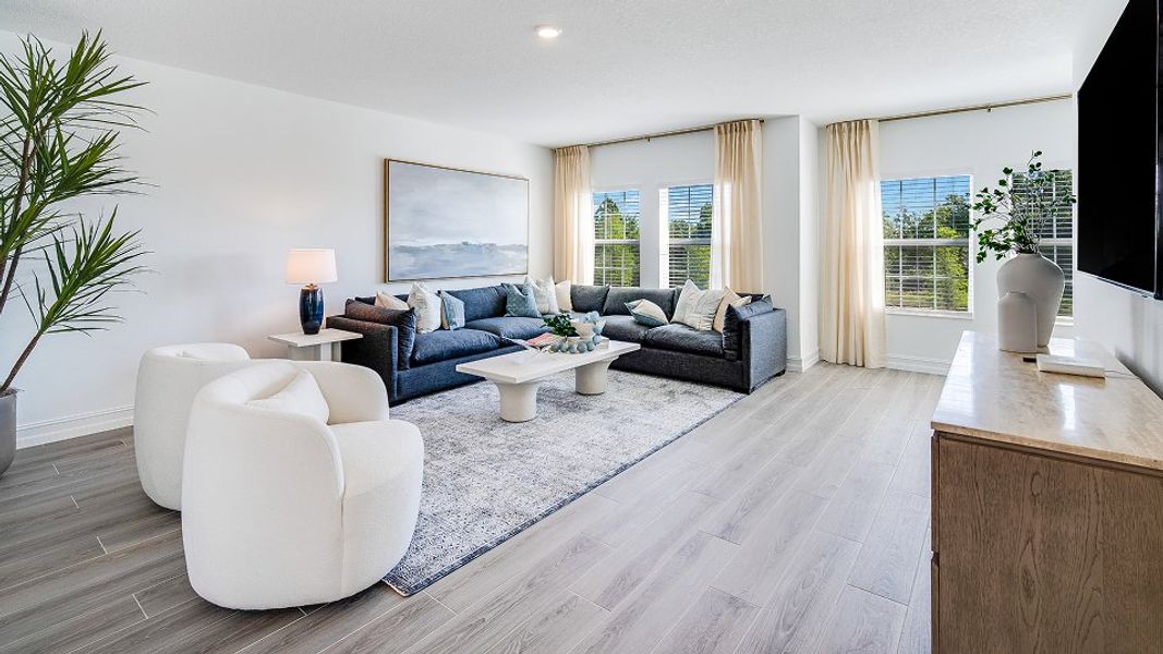 2411 Flagler Living 3of4 F2 Base3