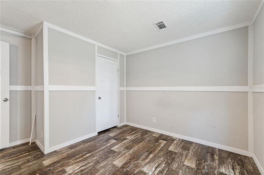 Spacious, unfurnished interior of a new home in , Lake Wales (Image 17).