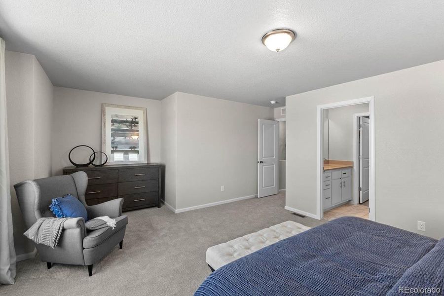 Furnished interior view inside a new home in Green Valley Ranch, Aurora (Image 13).
