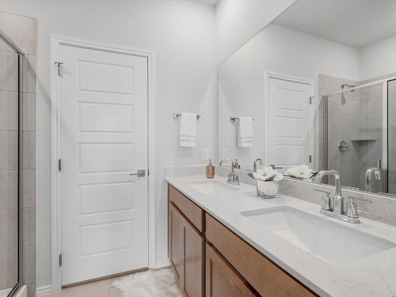 Furnished interior view inside a new home in Agave, San Antonio (Image 17).