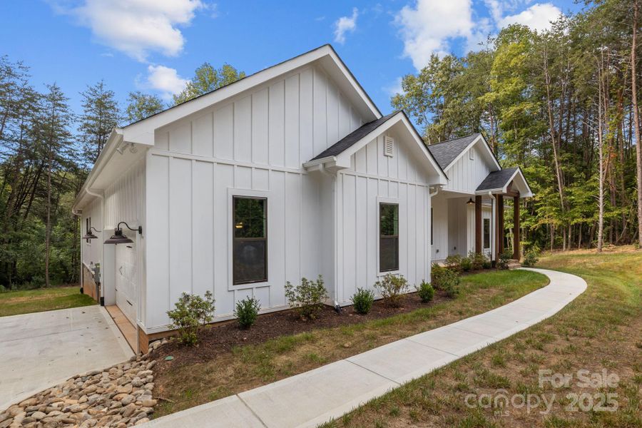 Front exterior of a new home in , Catawba, NC, highlighting curb appeal (Image 26).