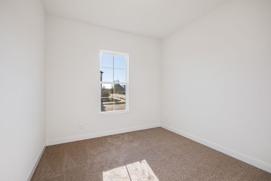 Spacious, unfurnished interior of a new home in Milrany Ranch, Melissa (Image 24).