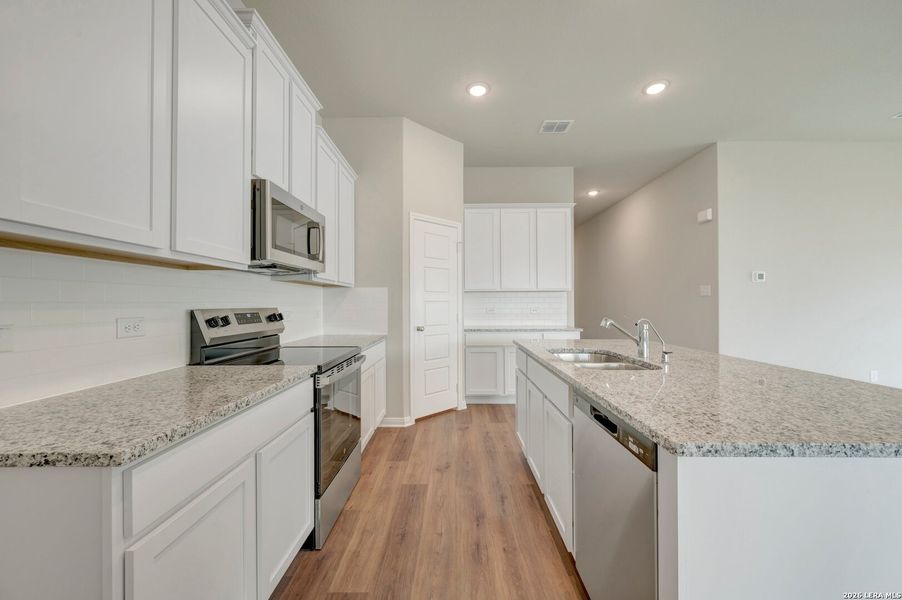 Furnished interior view inside a new home in Greenspoint Heights, Seguin (Image 17). Furnished interior view inside a new home in Greenspoint Heights, Seguin (Image 17).