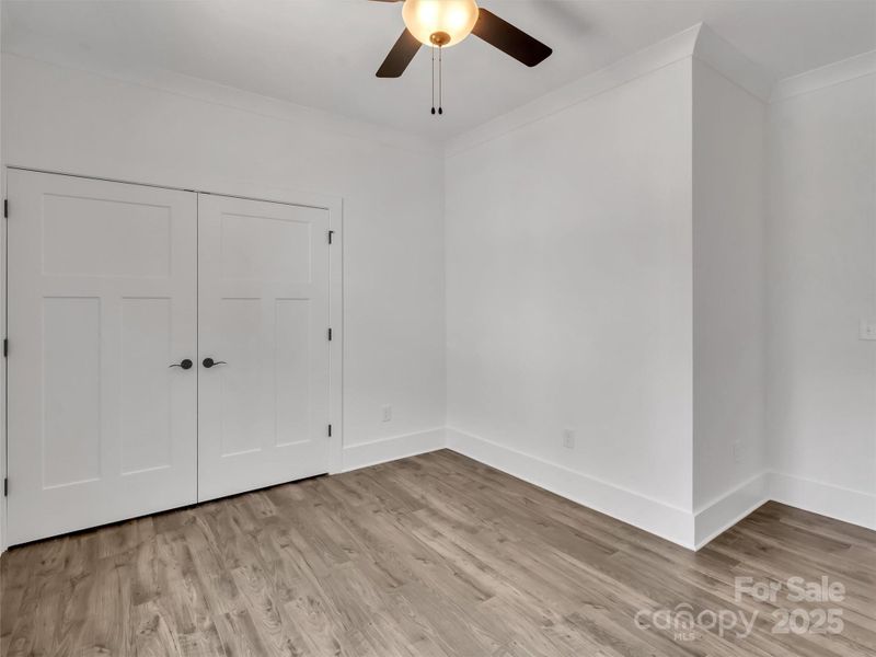 Spacious, unfurnished interior of a new home in , Asheville (Image 7).