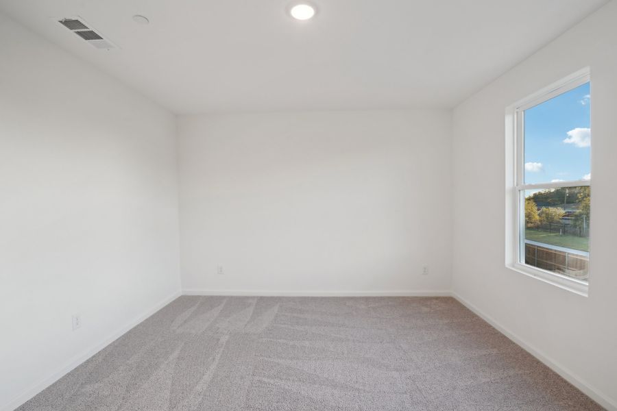 Representative unfurnished interior of a home built from the Crescent by Starlight Homes in Broadmoor Village, Cedar Hill (Image 27).
