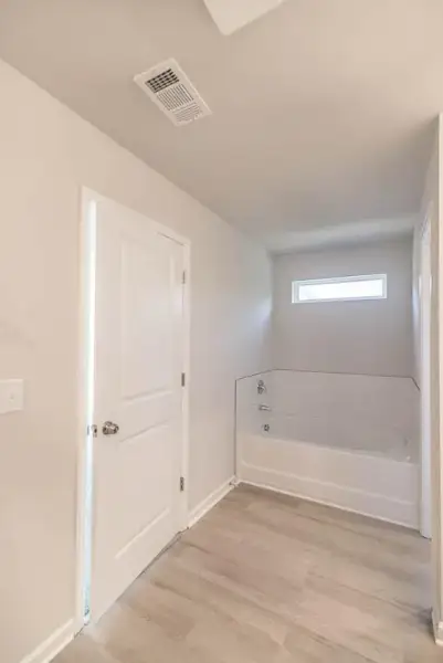 Spacious, unfurnished interior of a new home in , Douglasville (Image 23).