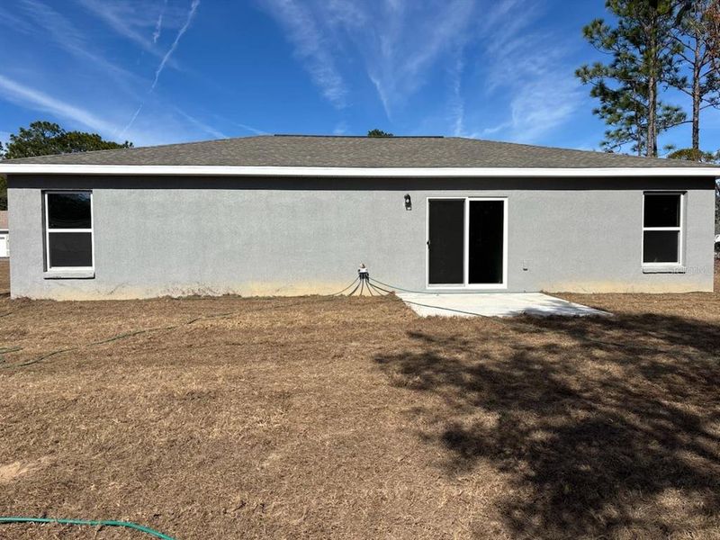 Exterior details and patio area of a home in , Citrus Springs (Image 15).
