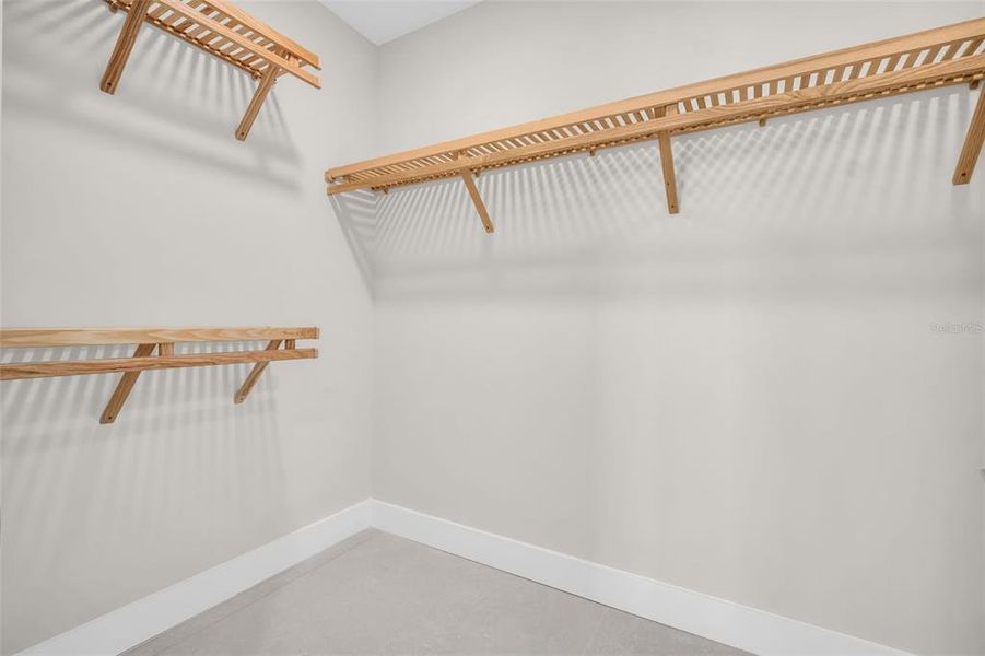 Spacious, unfurnished interior of a new home in , St. Petersburg (Image 67).