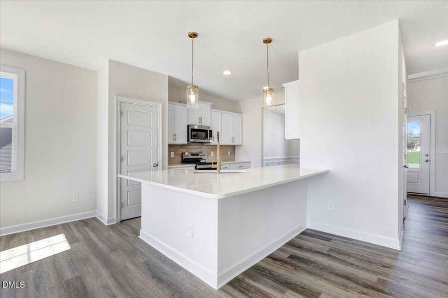 17-108 Hudson Vlg Dr-17