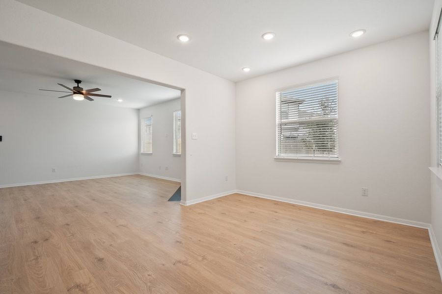 015_lnb09614_52 015_lnb09614_52