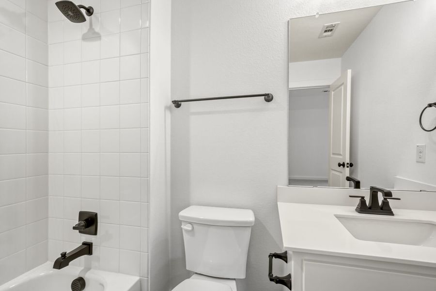 2228 Prickly Cactus - Full Bathroom