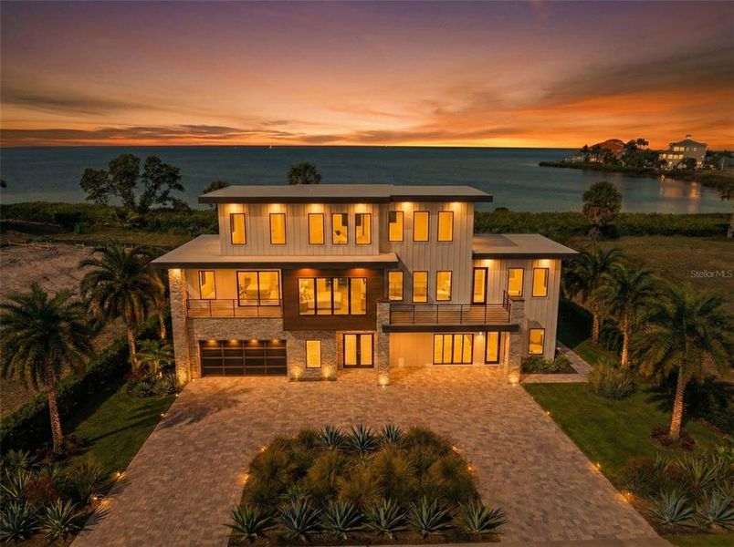 Image 12 of a home in .