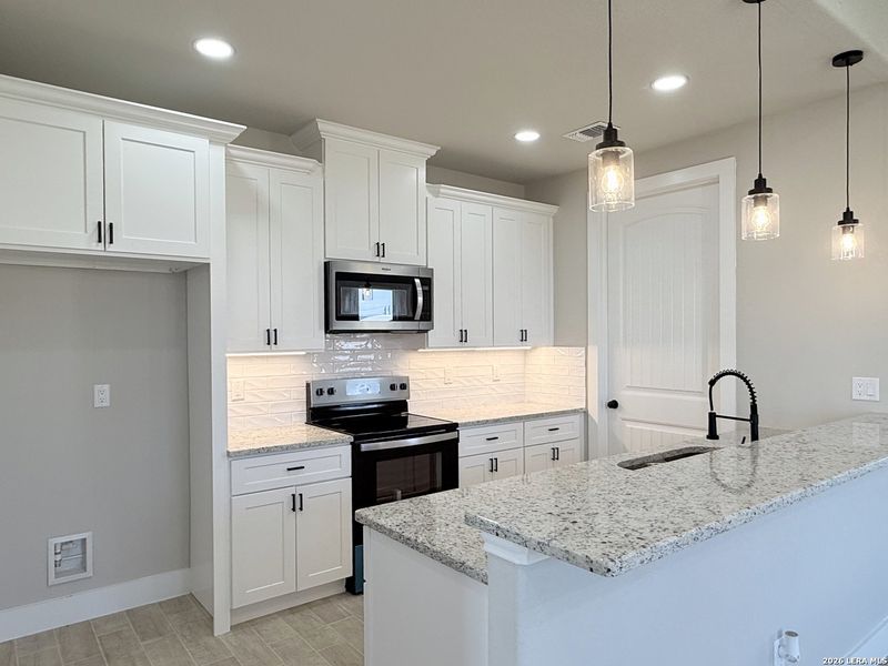 Furnished interior view inside a new home in , La Vernia (Image 7).