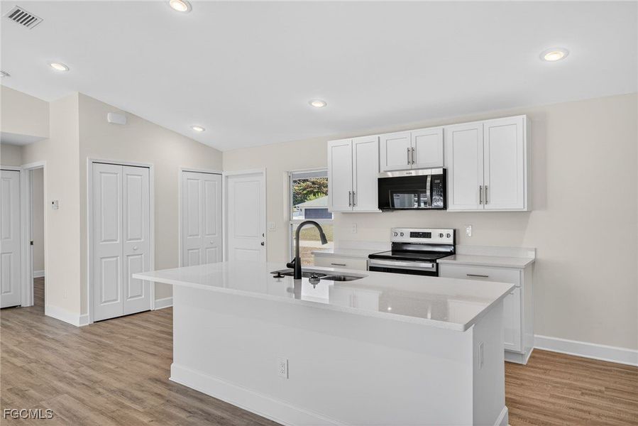 Furnished interior view inside a new home in Cape Coral, Cape Coral (Image 10).