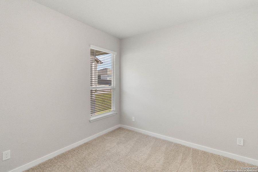 Spacious, unfurnished interior of a new home in Emma Park, Buda (Image 30). Spacious, unfurnished interior of a new home in Emma Park, Buda (Image 30).