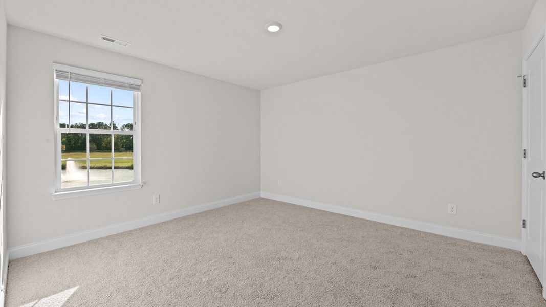 Spacious, unfurnished interior of a new home in Tyler - Home on the Lake, New Bern (Image 14). Spacious, unfurnished interior of a new home in Tyler - Home on the Lake, New Bern (Image 14).