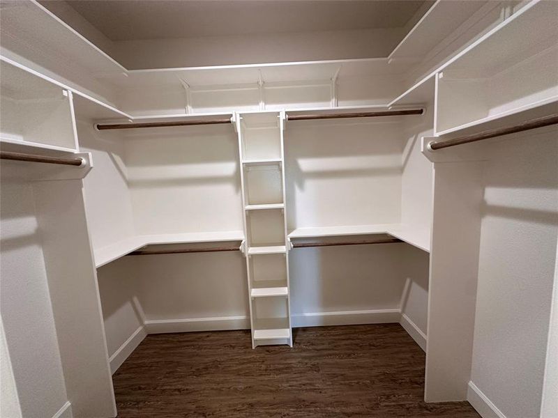 Spacious, unfurnished interior of a new home in , Abilene (Image 17).