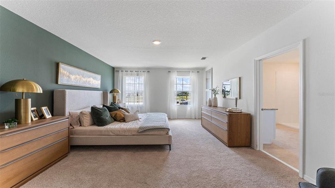 Furnished interior view inside a new home in Oak Leaf Preserve, New Smyrna Beach (Image 12).