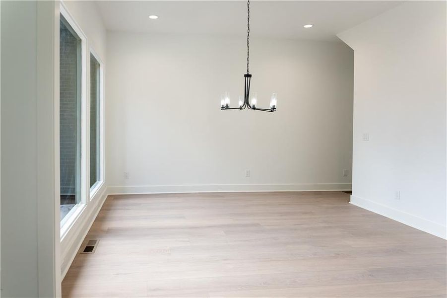 Spacious, unfurnished interior of a new home in , Atlanta (Image 42).
