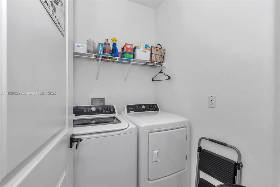 Furnished interior view inside a new home in Country Lane Estates, Williston (Image 27). Furnished interior view inside a new home in Country Lane Estates, Williston (Image 27).