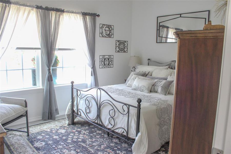 Furnished interior view inside a new home in , Granbury (Image 18).