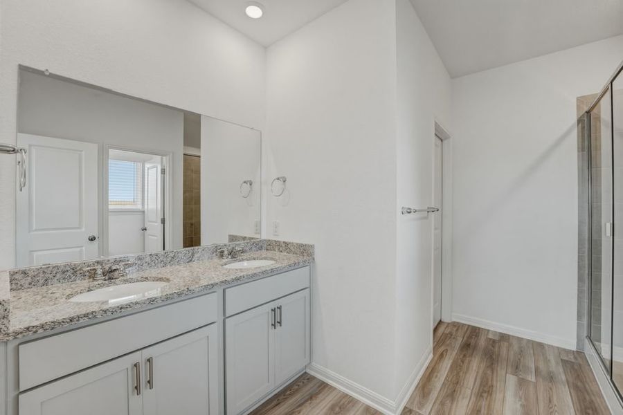 Furnished interior view inside a new home in Longview, Del Valle (Image 5).