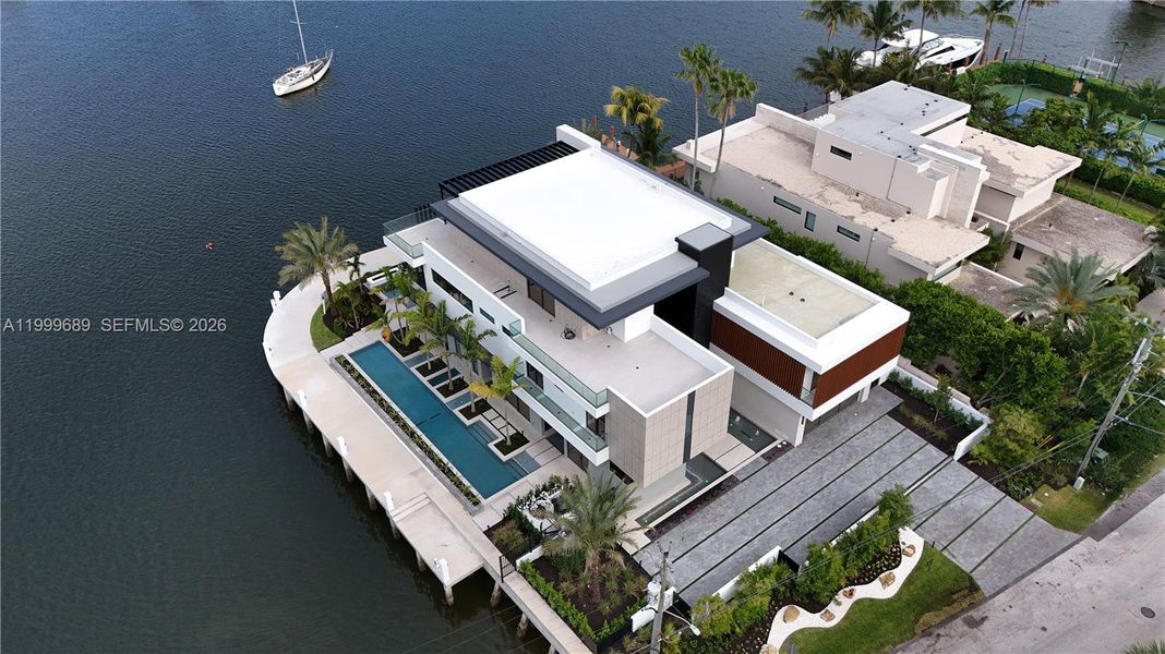 Image 72 of a home in .