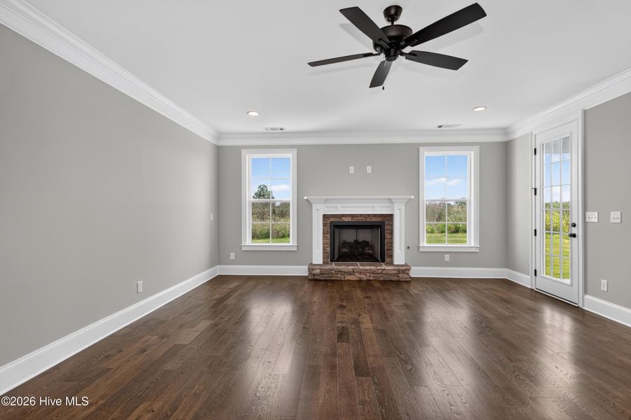 Spacious, unfurnished interior of a new home in Highland Lakes, Evans (Image 32).